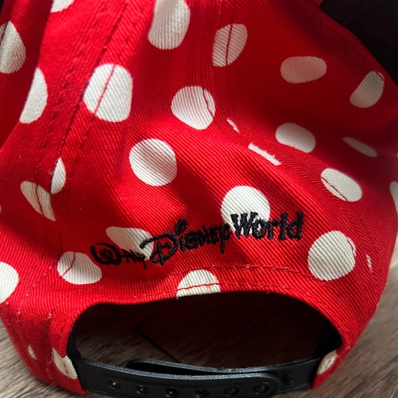 MINNIE MOUSE EARS DISNEY PARKS YOUTH BASEBALL CAP POLKA DOT ADJUSTABLE RED/BLK! - Picture 8 of 9